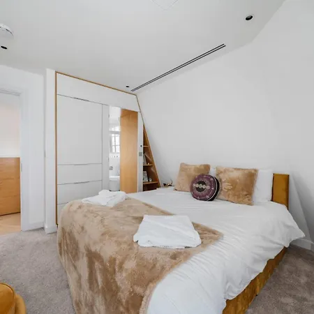 Elegant 3-Bedroom Penthouse In Marble Arch 70 Londra Esterno foto